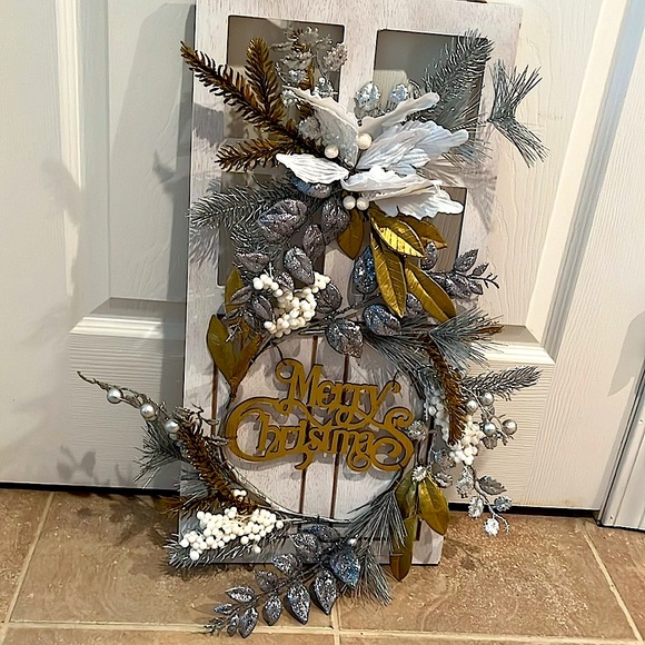 Merry Christmas Wooden Window Frame Wall Decor Sign - Picture 4 of 10